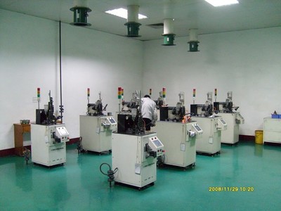 2016工廠F新款卡通優(yōu)盤 創(chuàng)意禮品U盤的時尚魅力